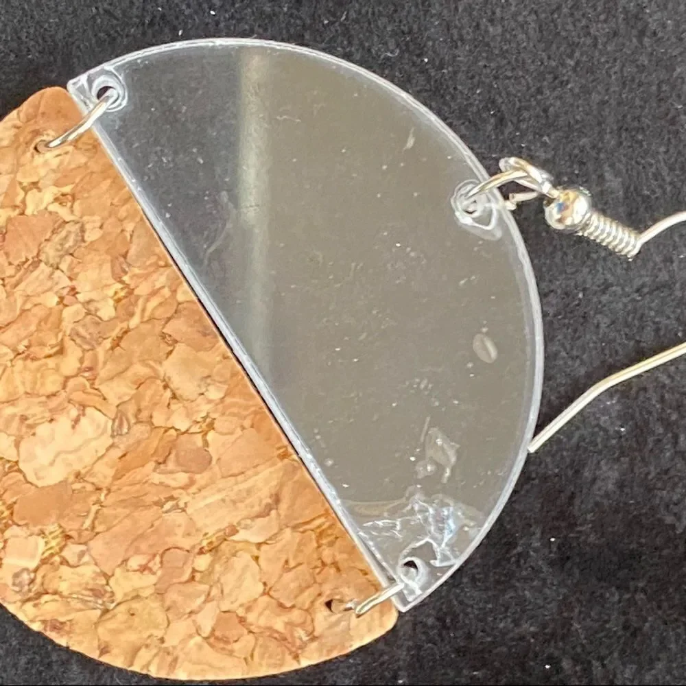 Moroccan Design Cork & Clear Acrylic Circular Drop Earrings NWT